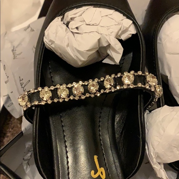 Lulus Sandals - Picture 4 of 7